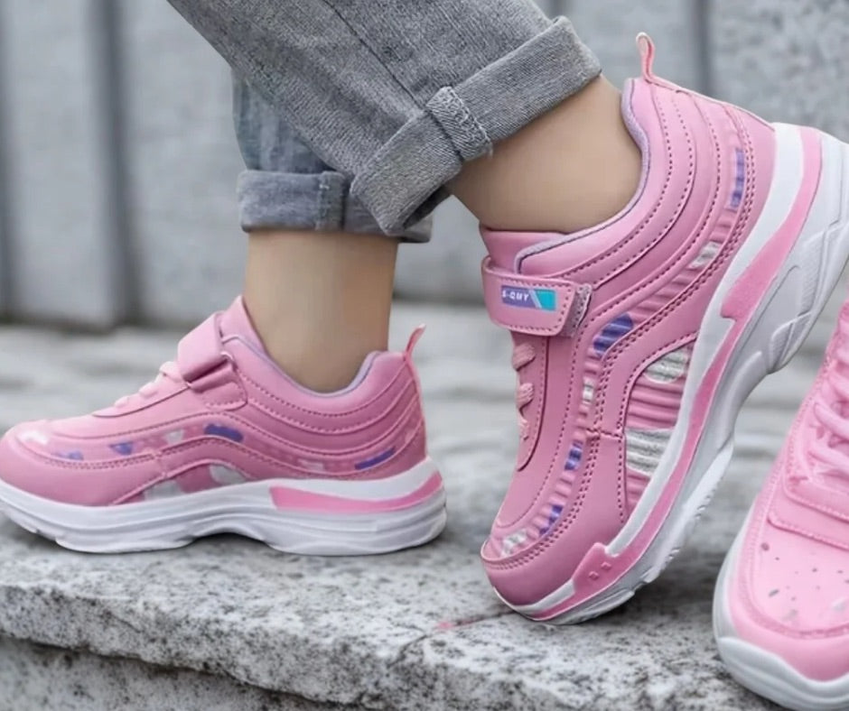 Comfortable all-Seasons Sneakers